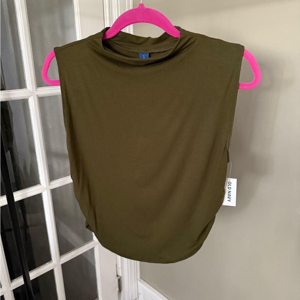 NWT Old Navy Cropped Mock Neck Tank (L)